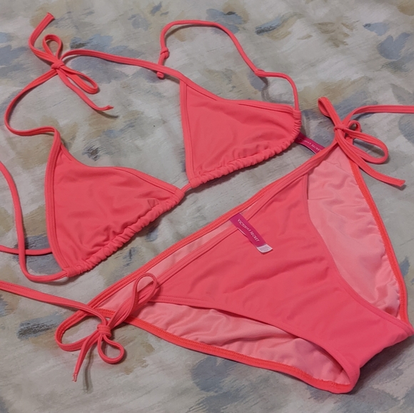 Victoria's Secret bathing suit - Picture 4 of 5